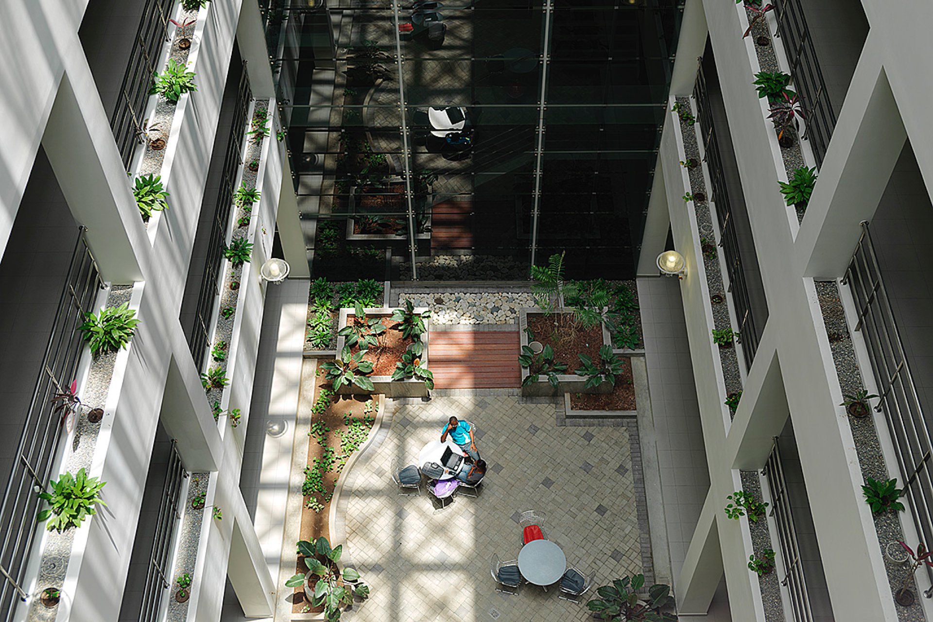 HM+RW Associates